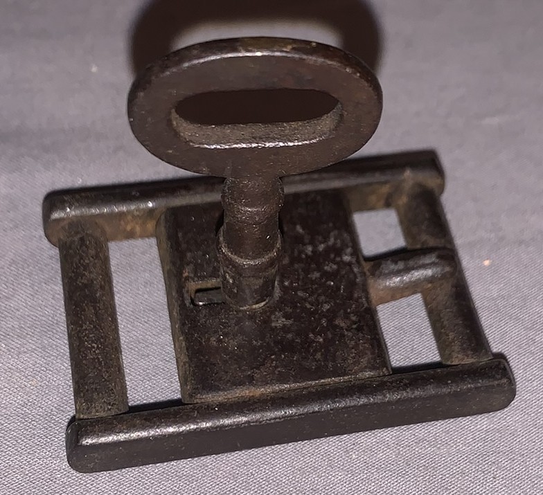 Unique Antique Belt Buckle Design Lock & Key Unique Antique Belt Buckle Design Lock & Key