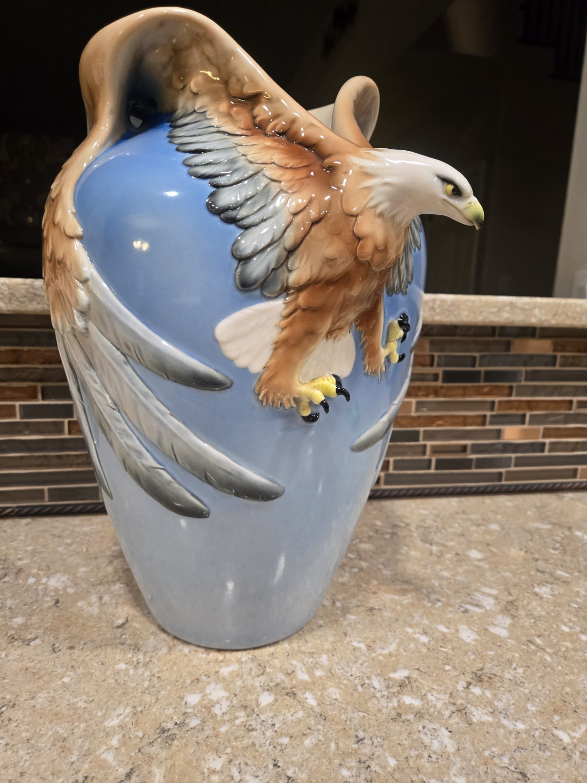 RARE NEW FRANZ EAGLE VASE PORCELAIN WINGED VICTORY 3D SIGNED XP1682 RARE NEW FRANZ EAGLE VASE PORCELAIN WINGED VICTORY 3D SIGNED XP1682