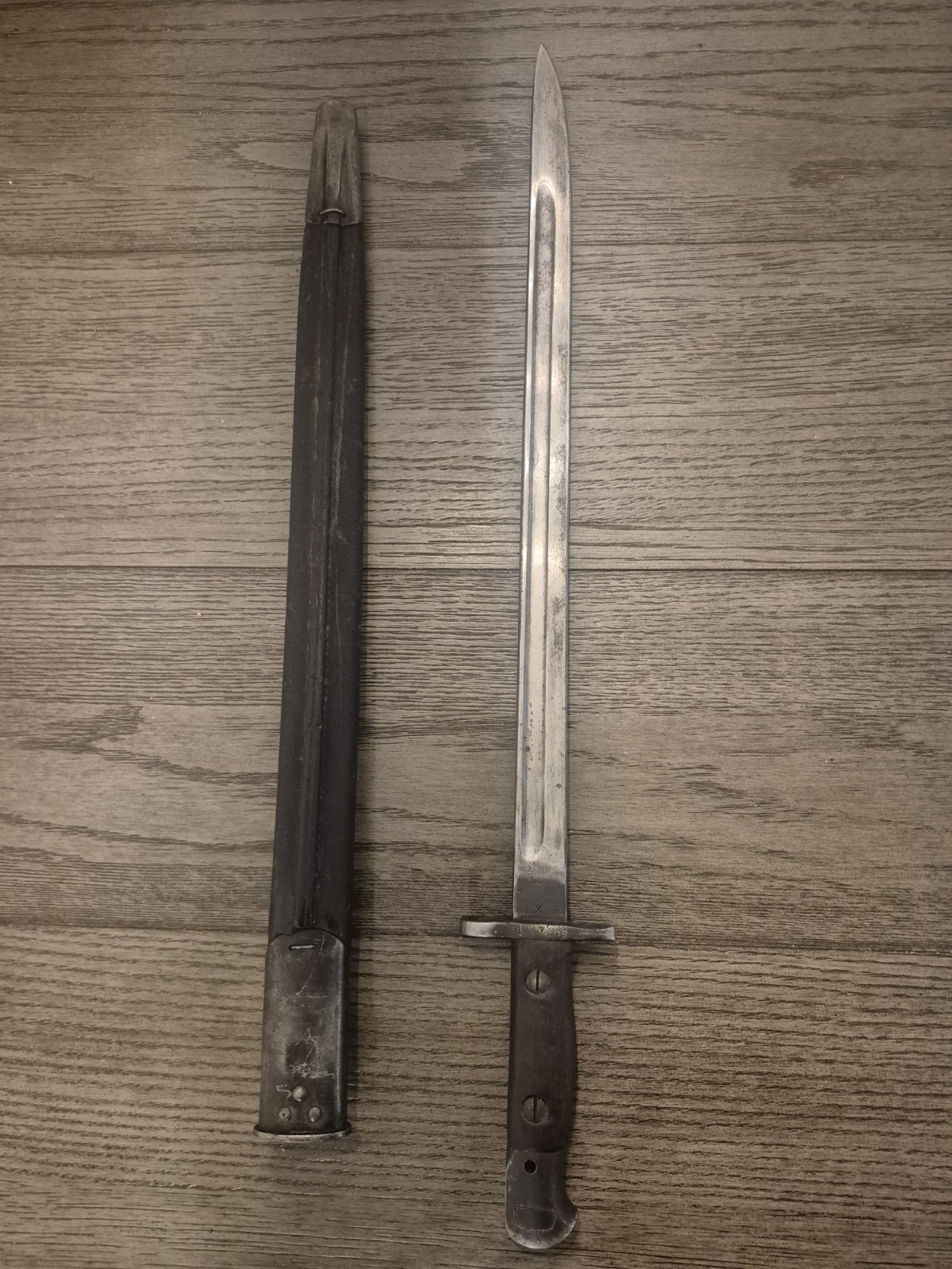 British WW1 P1907 Enfield Bayonet Wilkinson w Im Scabbard