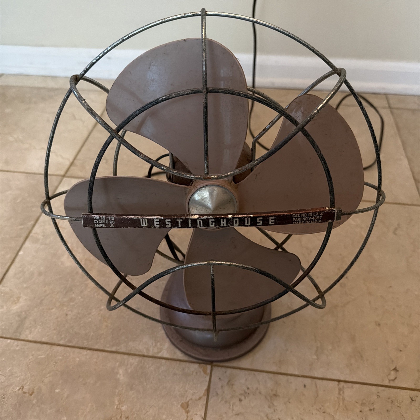 Vintage Mid-Century Westinghouse Desk Oscillating Table Fan No. 10 LA 4 Working Vintage Mid-Century Westinghouse Desk Oscillating Table Fan No. 10 LA 4 Working