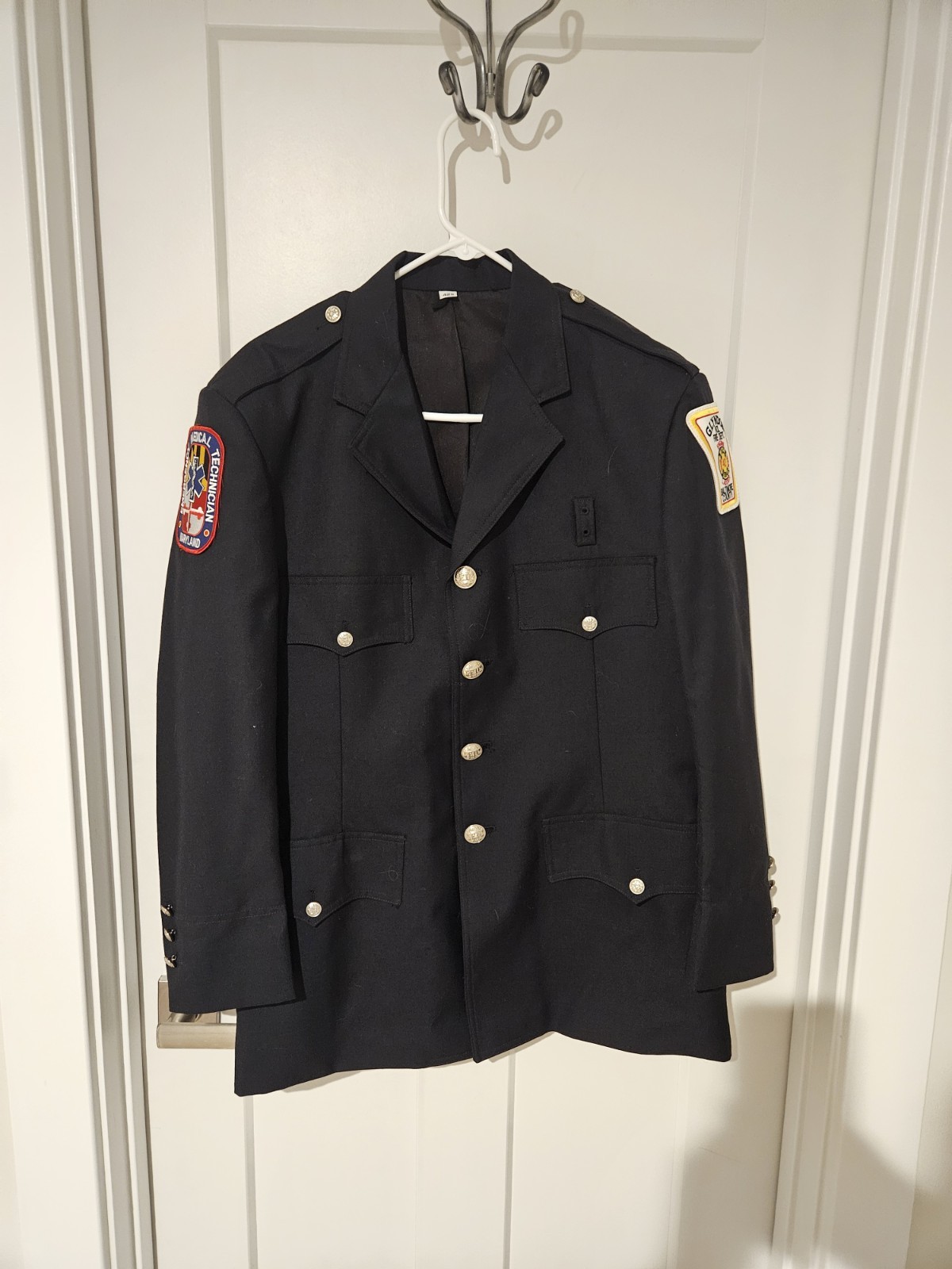 Mens Vintage Rare Glyndon Volunteer Fire Department EMT Graves Uniform Mens Vintage Rare Glyndon Volunteer Fire Department EMT Graves Uniform