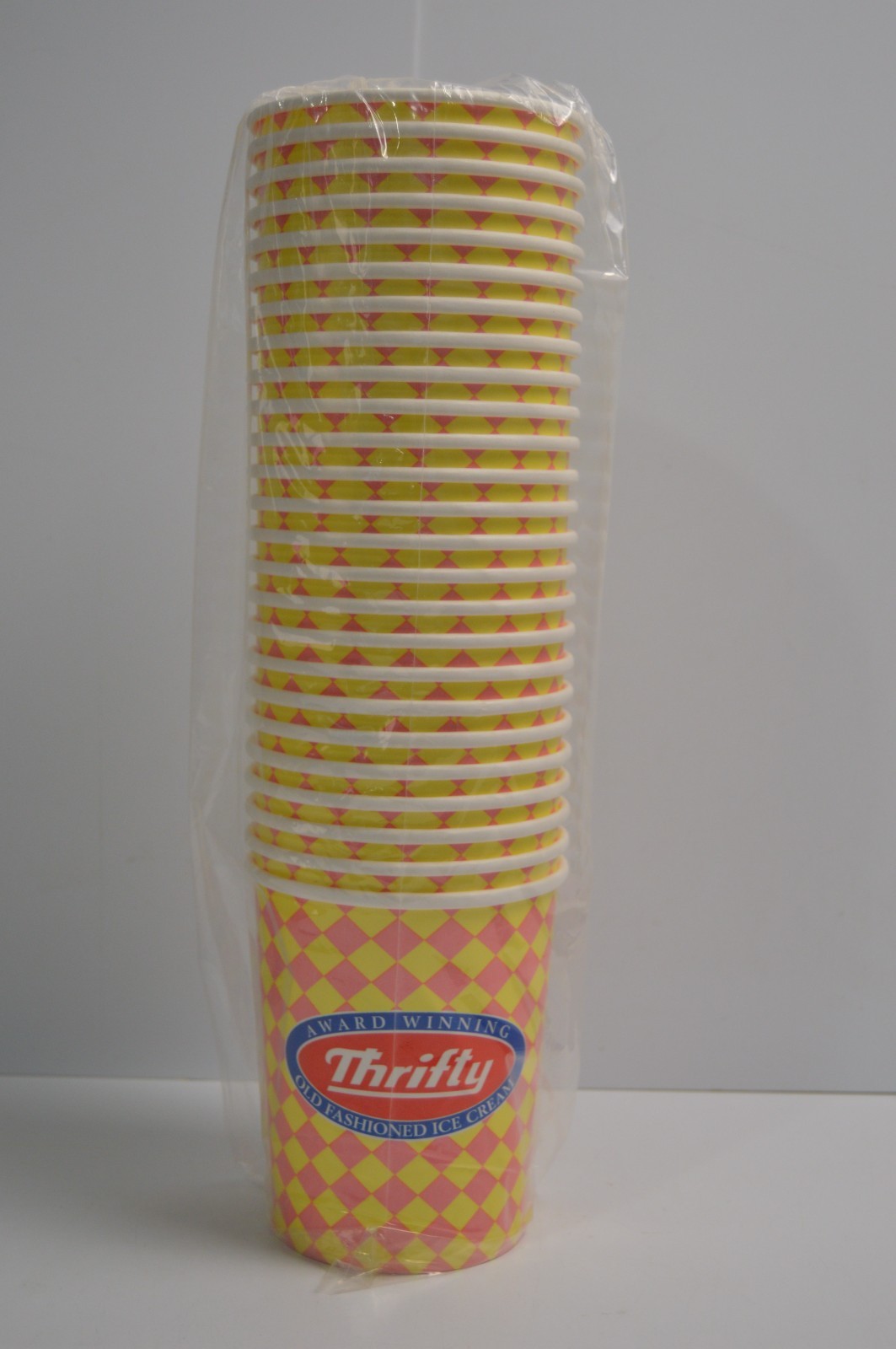 25 Vintage Thrifty Ice Cream Quart Cups NIP Collectible So CA Dairy Drug Store 25 Vintage Thrifty Ice Cream Quart Cups NIP Collectible So CA Dairy Drug Store