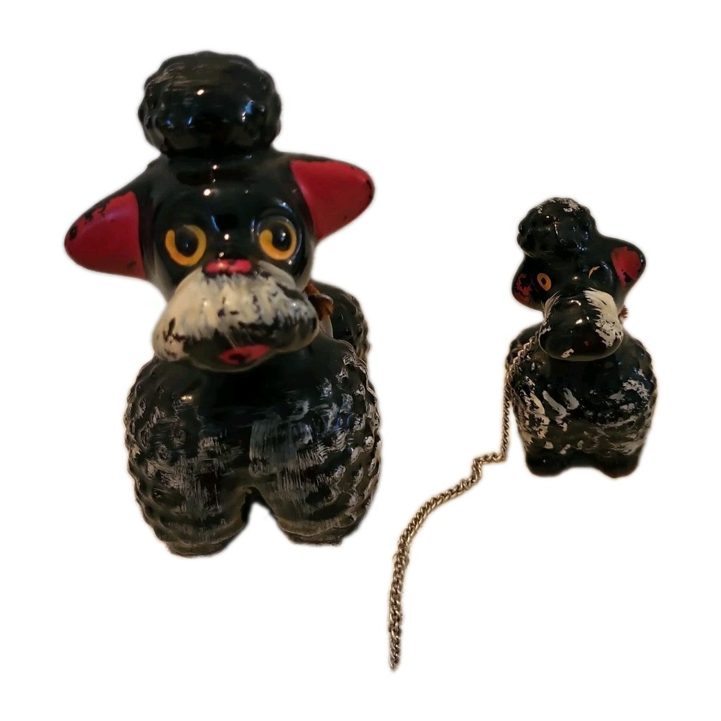 Black Poodle Mama Dog and Puppy Redware figures with chain Vintage 50\'s Japan Black Poodle Mama Dog and Puppy Redware figures with chain Vintage 50\'s Japan