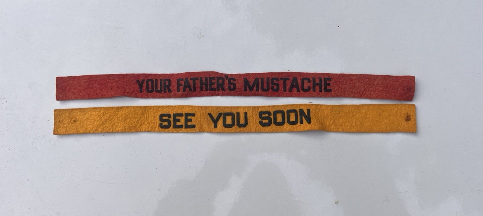 Vintage 1930s Promotional Novelty Arm Bands Pennant 