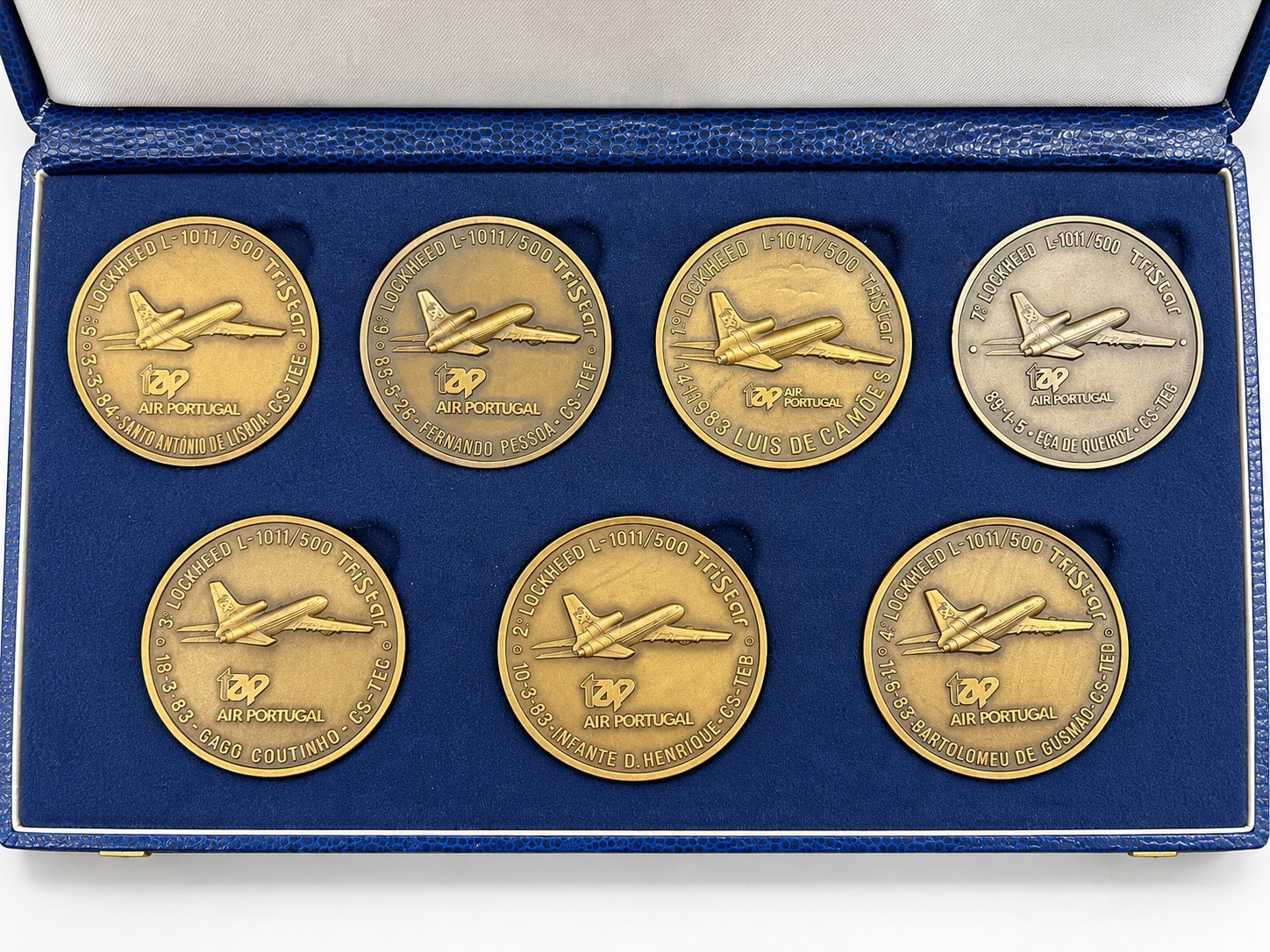 TAP Air Portugal Lockheed L-1011 TriStar 7 Bronze Medals Boxed Aviation Set