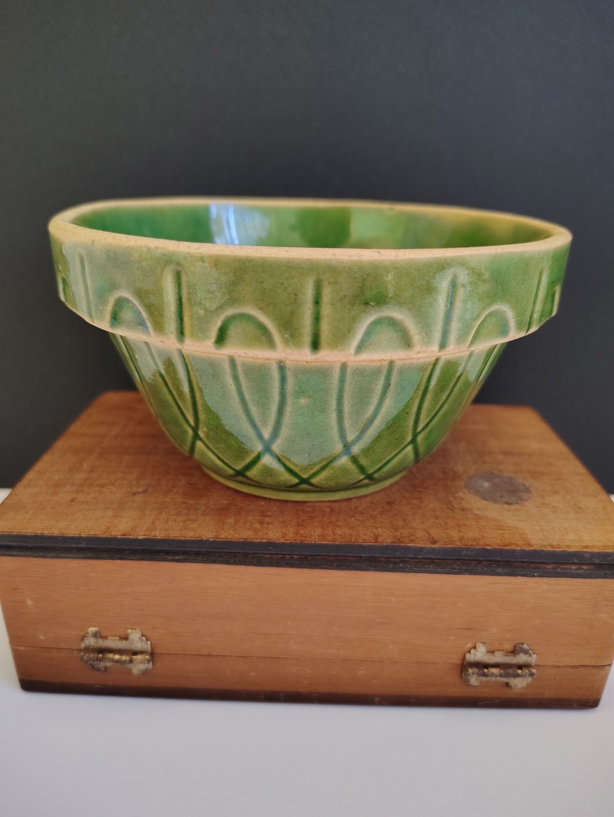 Vintage Watt Pottery Loops & Lines Green Glaze #5 Mixing Bowl