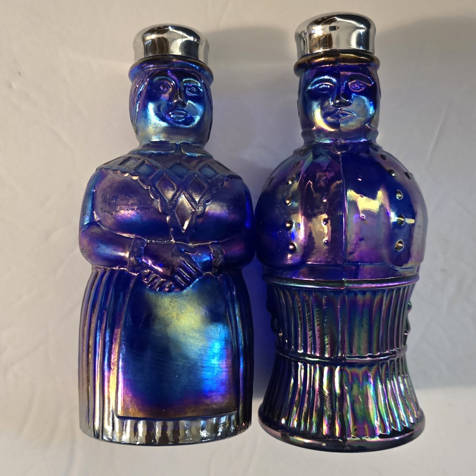 Imperial Iridescent Blue Carnival Glass John Bull Butler Maid Shakers Silver Imperial Iridescent Blue Carnival Glass John Bull Butler Maid Shakers Silver