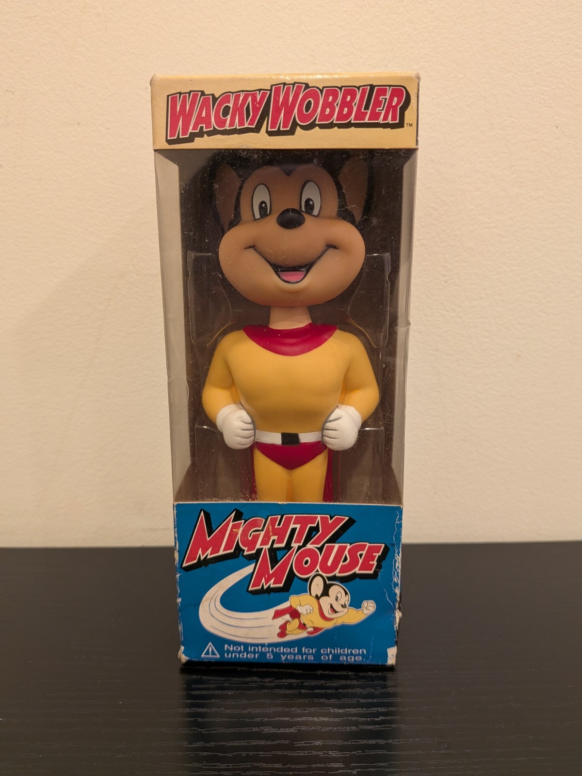 Funko Wacky Wobbler Bobblehead Mighty Mouse 2002 - New in Box - Nice Condition Funko Wacky Wobbler Bobblehead Mighty Mouse 2002 - New in Box - Nice Condition