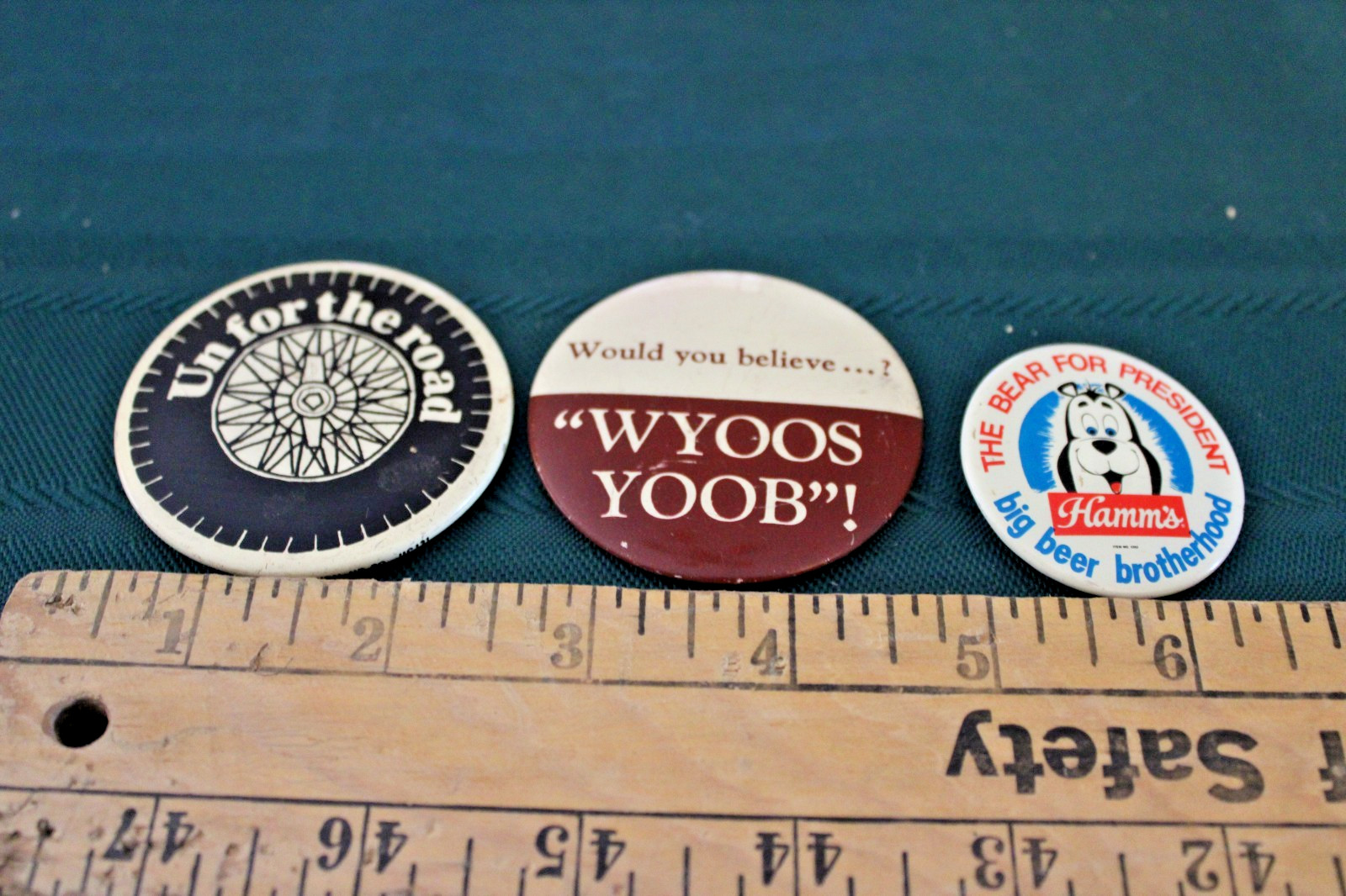 ORIGINAL 1970's HAMMS BEAR SCHLITZ BEER 7 UP SODA PINS EXCELLENT CONDITION ORIGINAL 1970's HAMMS BEAR SCHLITZ BEER 7 UP SODA PINS EXCELLENT CONDITION