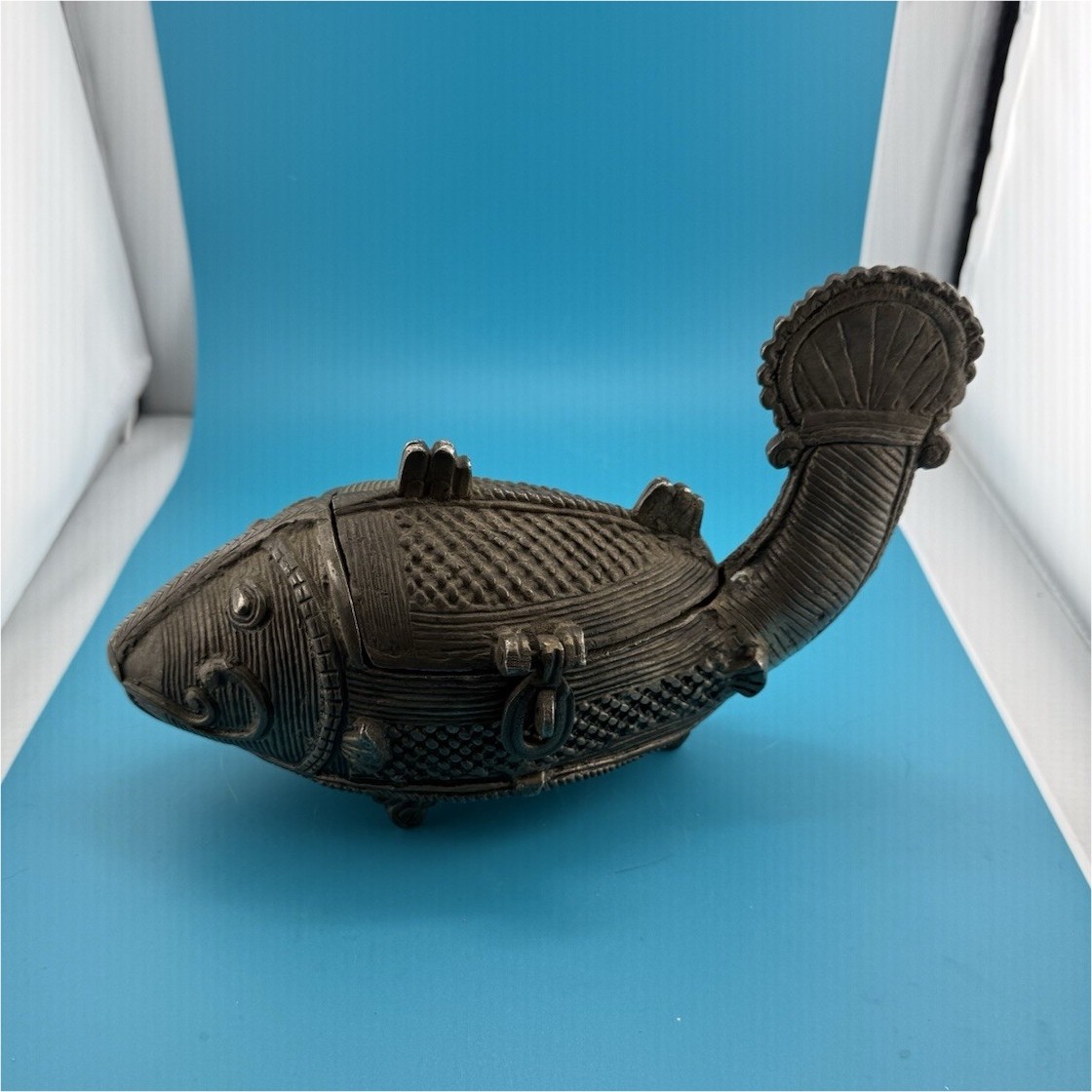 Vintage Indian Dhokra Brass Bronze Fish Box Hinged Tribal Art 3 Lb 9 in Vintage Indian Dhokra Brass Bronze Fish Box Hinged Tribal Art 3 Lb 9 in