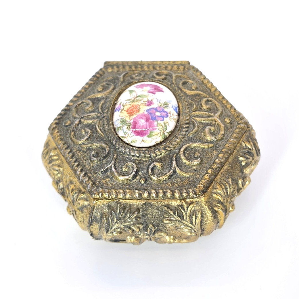 Vtg Gold Tone Hexagonal Trinket Box Footed Floral Oval Ceramic Red Velvet Japan