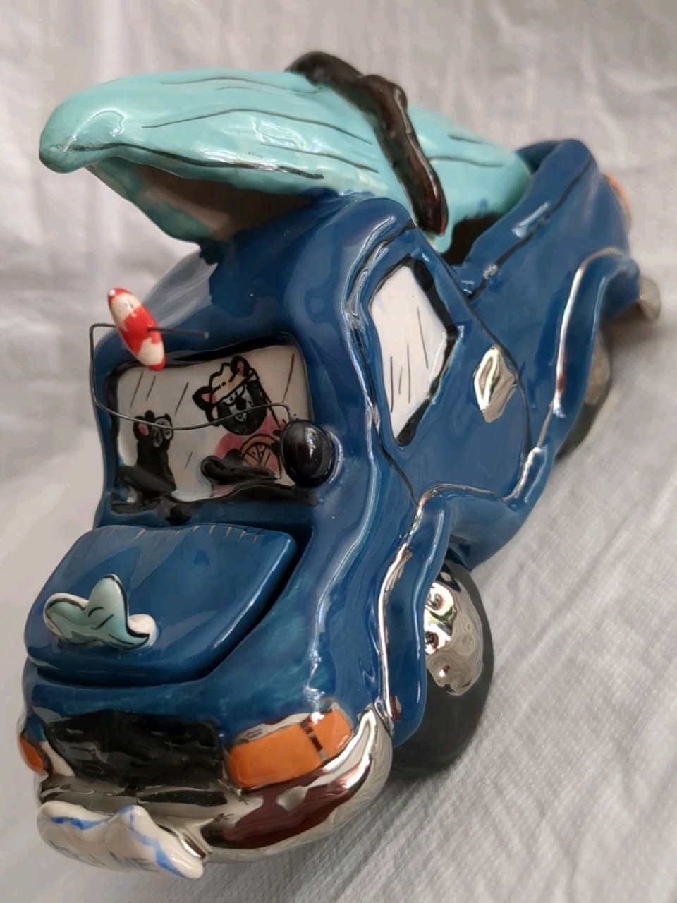 Vintage Blue Sky Clayworks Heather Goldminc “Gone Fishin’  Truck Bears Figurine 