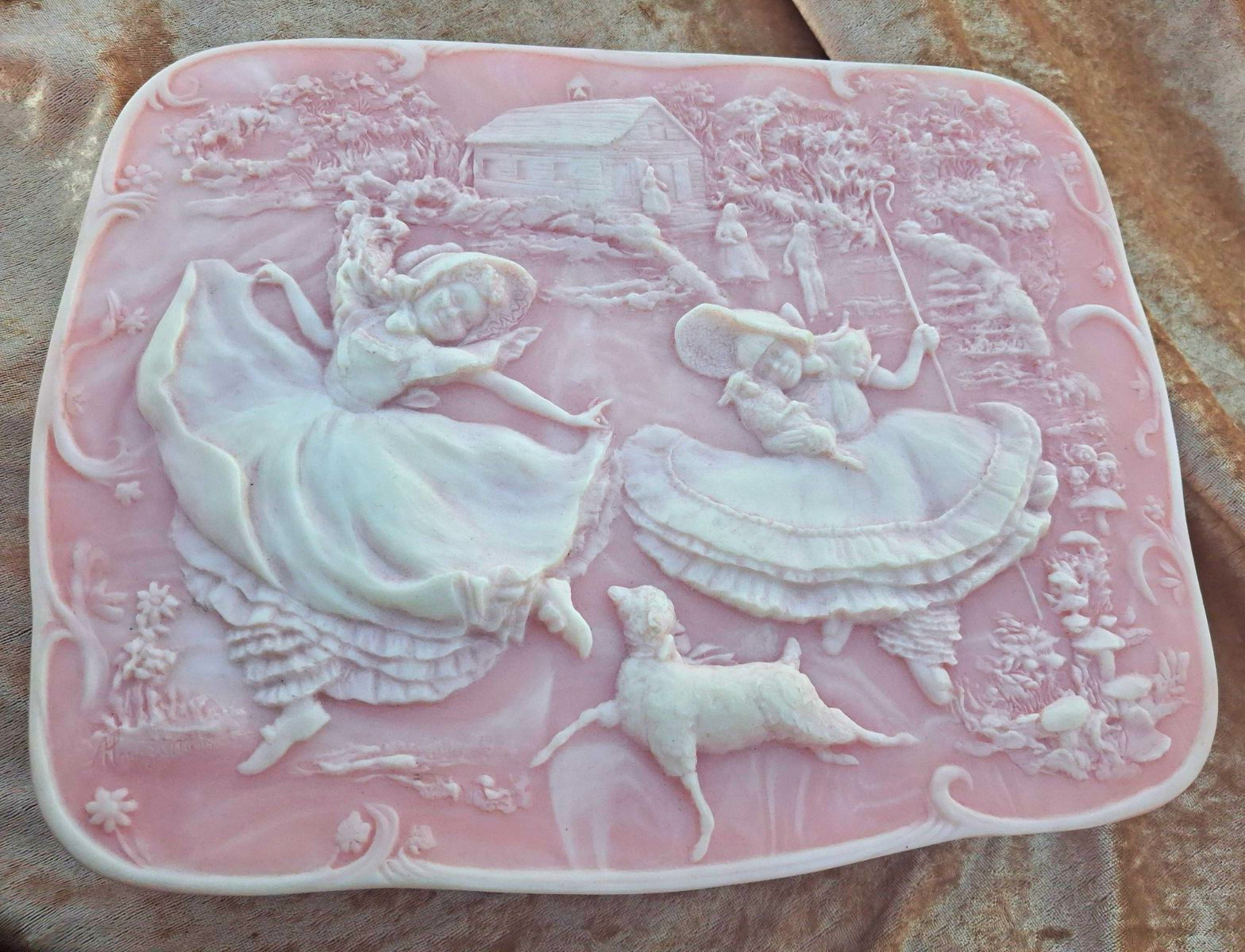 Genuine Incolay Stone Pink Bo Peep Handmade Hinged Trinket Box Raised Relief Lid