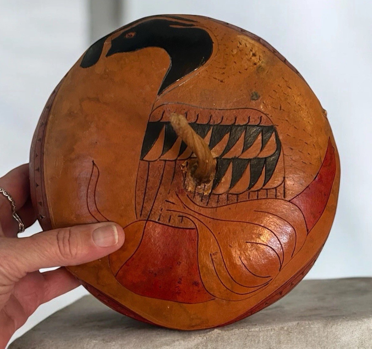 Vtg Peruvian Hand Carved Gourd Trinket Box Lid 8” Heron Bird Mate Burilado Art