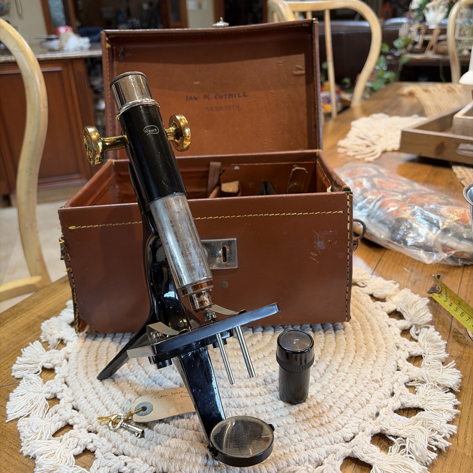 1930\'s W. Watson & Sons Ltd Microscope Leather carry case & Key Set Instrument