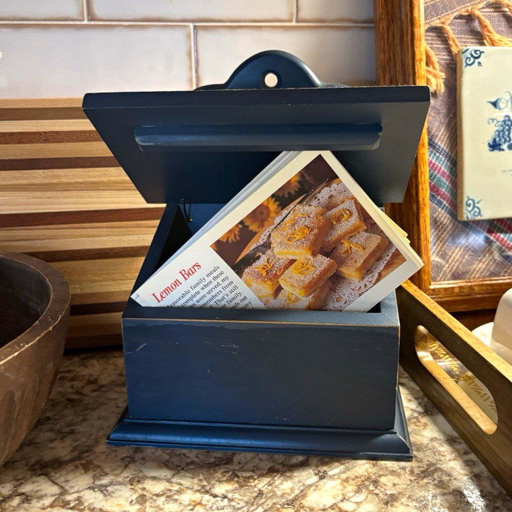 Vintage Country Blue Wooden Recipe Box • Farmhouse Salt Box Style Card holder