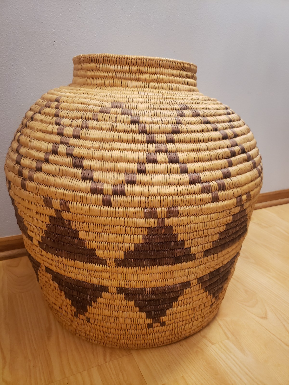 Rare Large Navajo Olla Basket Great Condition 19 Rare Large Navajo Olla Basket Great Condition 19