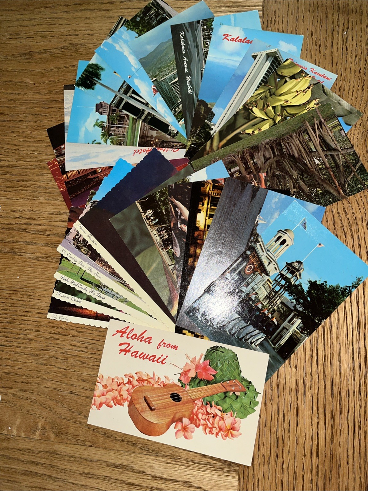 Postcards - Hawaii  lot 25 Cards