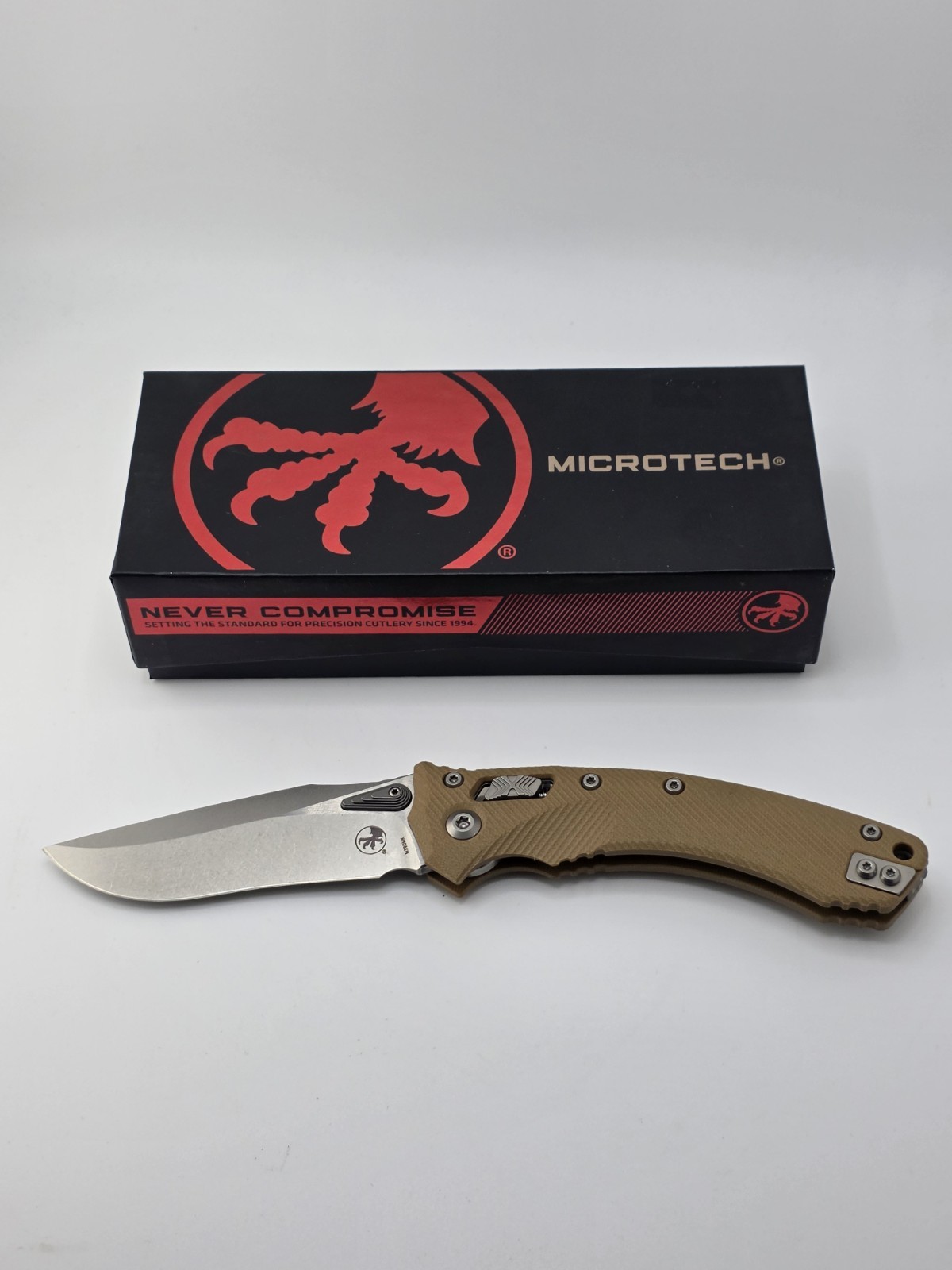 Microtech Amphibian RAM-LOK 137RL-10 FLGTTA M390MK Tan Fluted G10