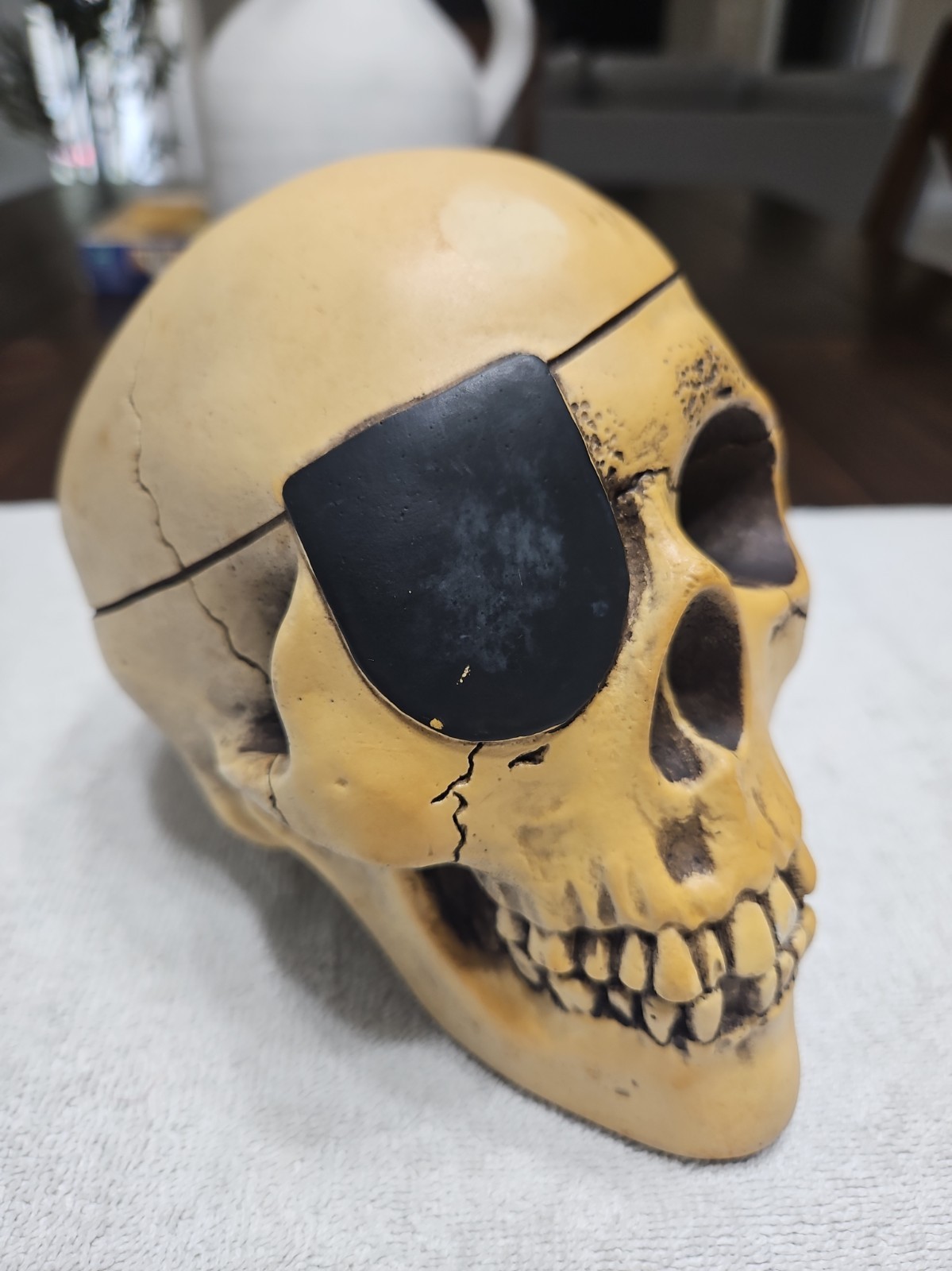 VINTAGE RANDOTTI ORIGINAL LARGE PIRATE SKULL MARKED RANDOTTI 1974...63