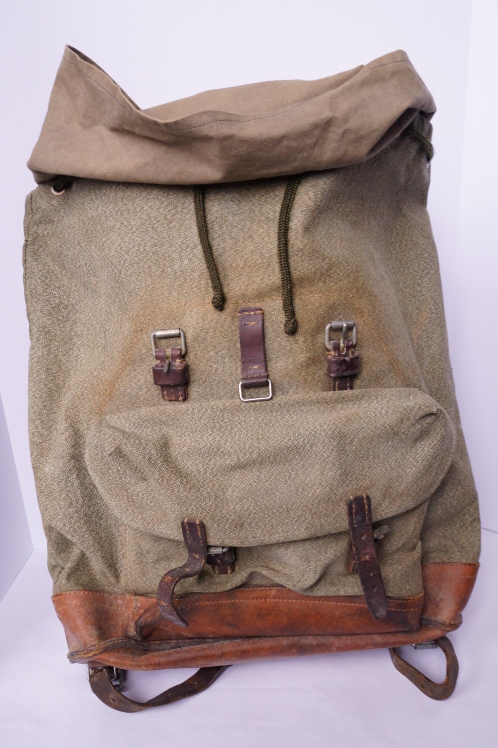 Vtg Swiss Army Military Backpack Rucksack Salt and Pepper Canvas & Leather Vtg Swiss Army Military Backpack Rucksack Salt and Pepper Canvas & Leather
