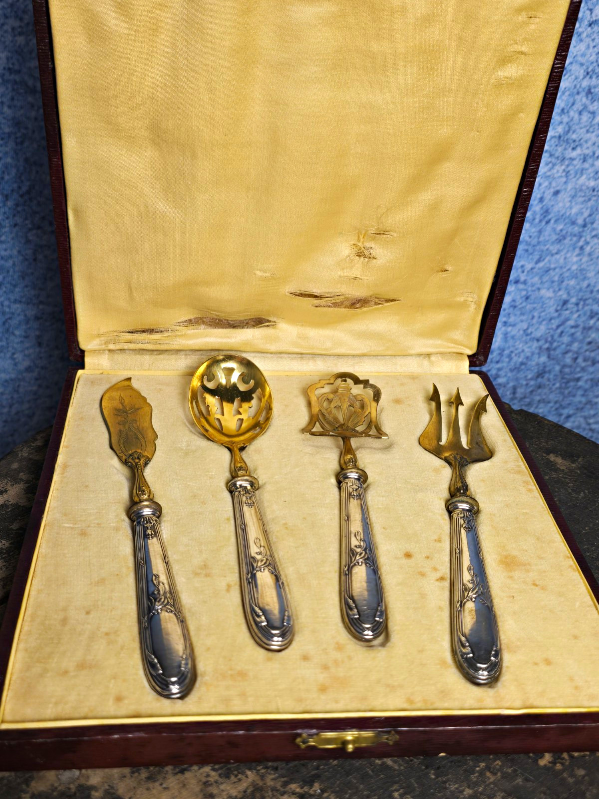 Antique French Silver Gilt Hors d'Oeuvre Serving Set 4 Piece Original Box Antique French Silver Gilt Hors d'Oeuvre Serving Set 4 Piece Original Box