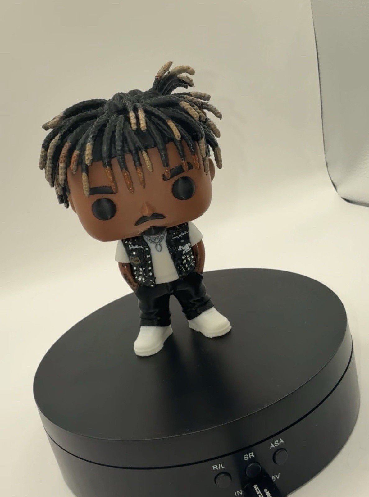 Juice Wrld ‘Legends Never Die’ Custom Figure (Optional Custom Box and Protector) Juice Wrld ‘Legends Never Die’ Custom Figure (Optional Custom Box and Protector)