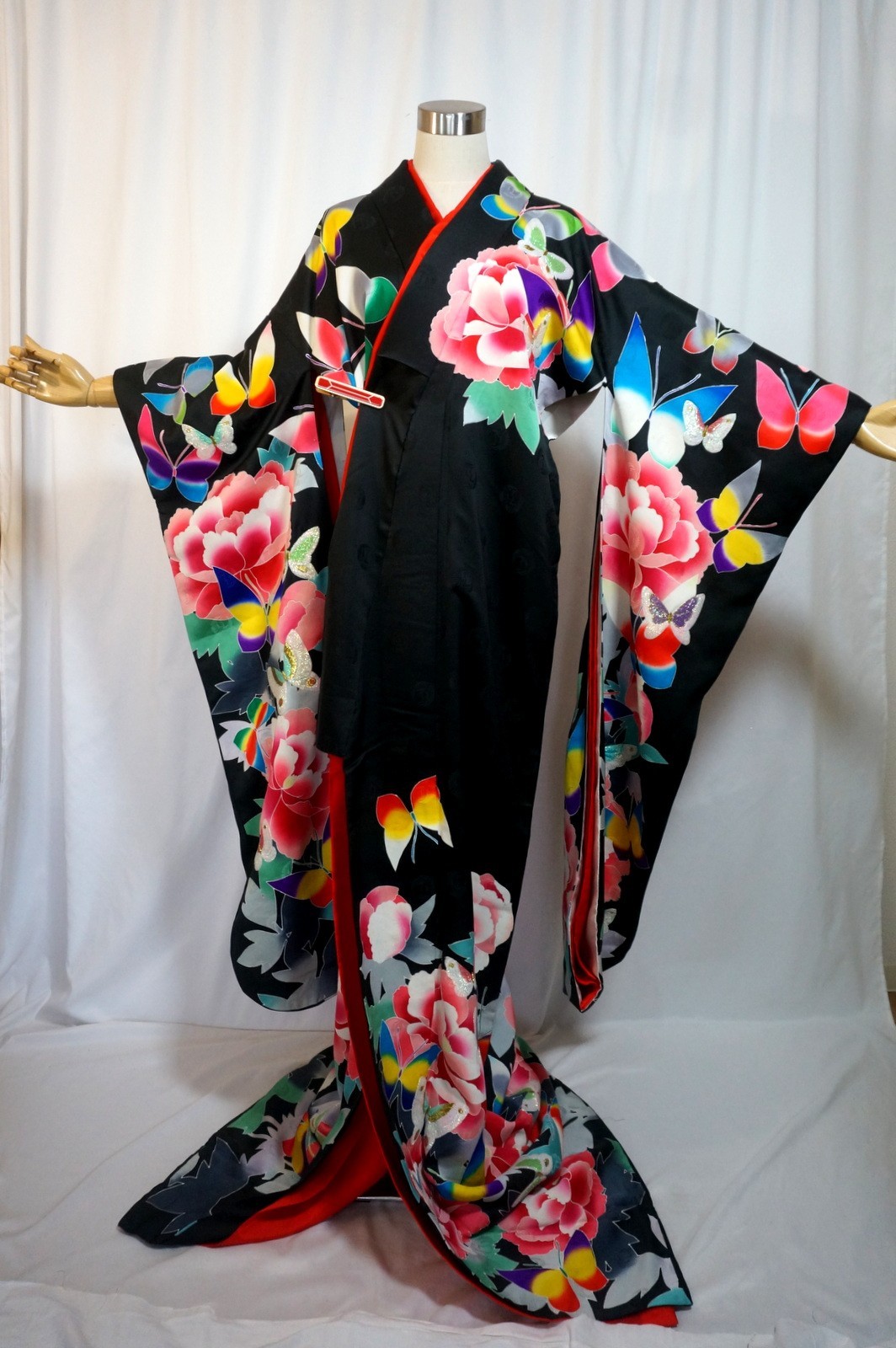Japanese vintage kimono SILK,HIKIFURISODE,Peoney,BT,Lame,Embroidery,L5'8.5”,4888