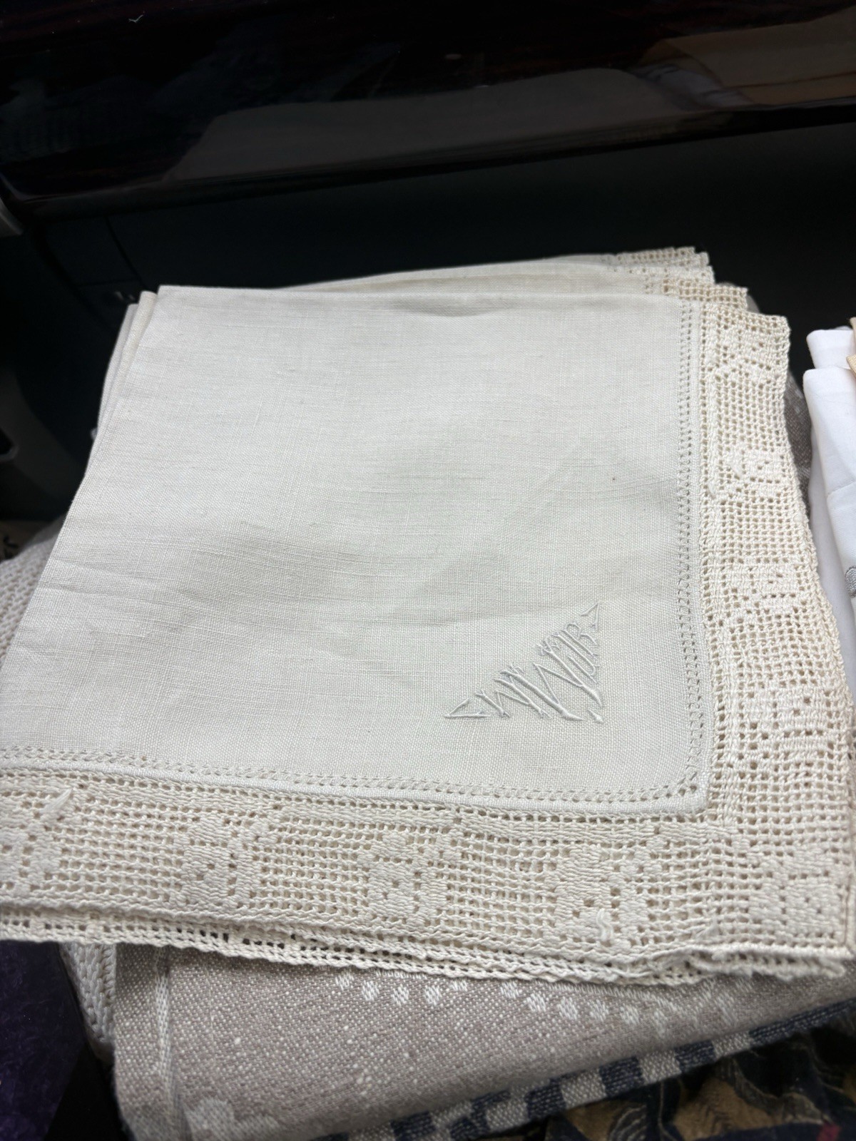 Vintage Ivory Linen Square 5 Napkins Crochet Rose Trim Vintage Ivory Linen Square 5 Napkins Crochet Rose Trim
