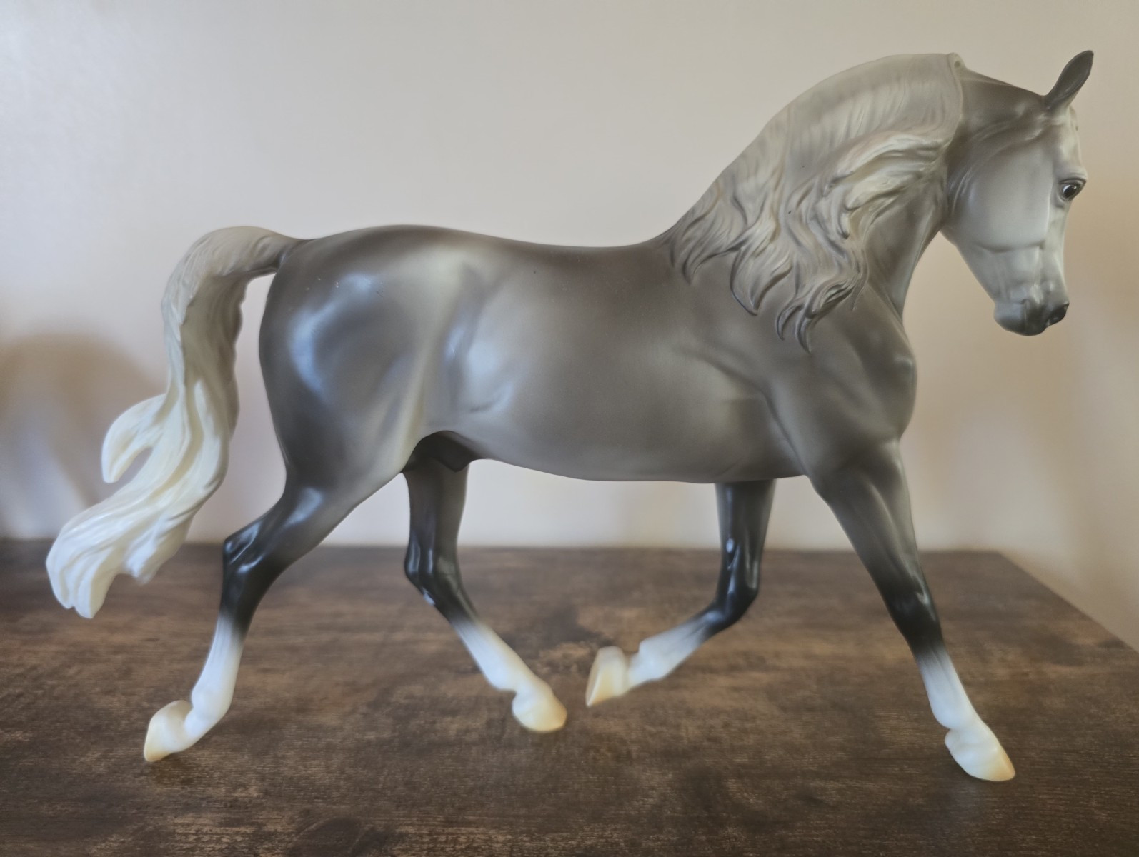 Breyer, Plastic Model Horse, Morgan Stallion Mold, Snowbird, Holiday Horse. Breyer, Plastic Model Horse, Morgan Stallion Mold, Snowbird, Holiday Horse.