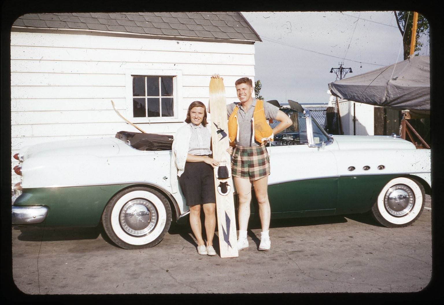 sl46 Slide 1950's Couple Waterski Classic Buick Convertible Car 420a sl46 Slide 1950's Couple Waterski Classic Buick Convertible Car 420a