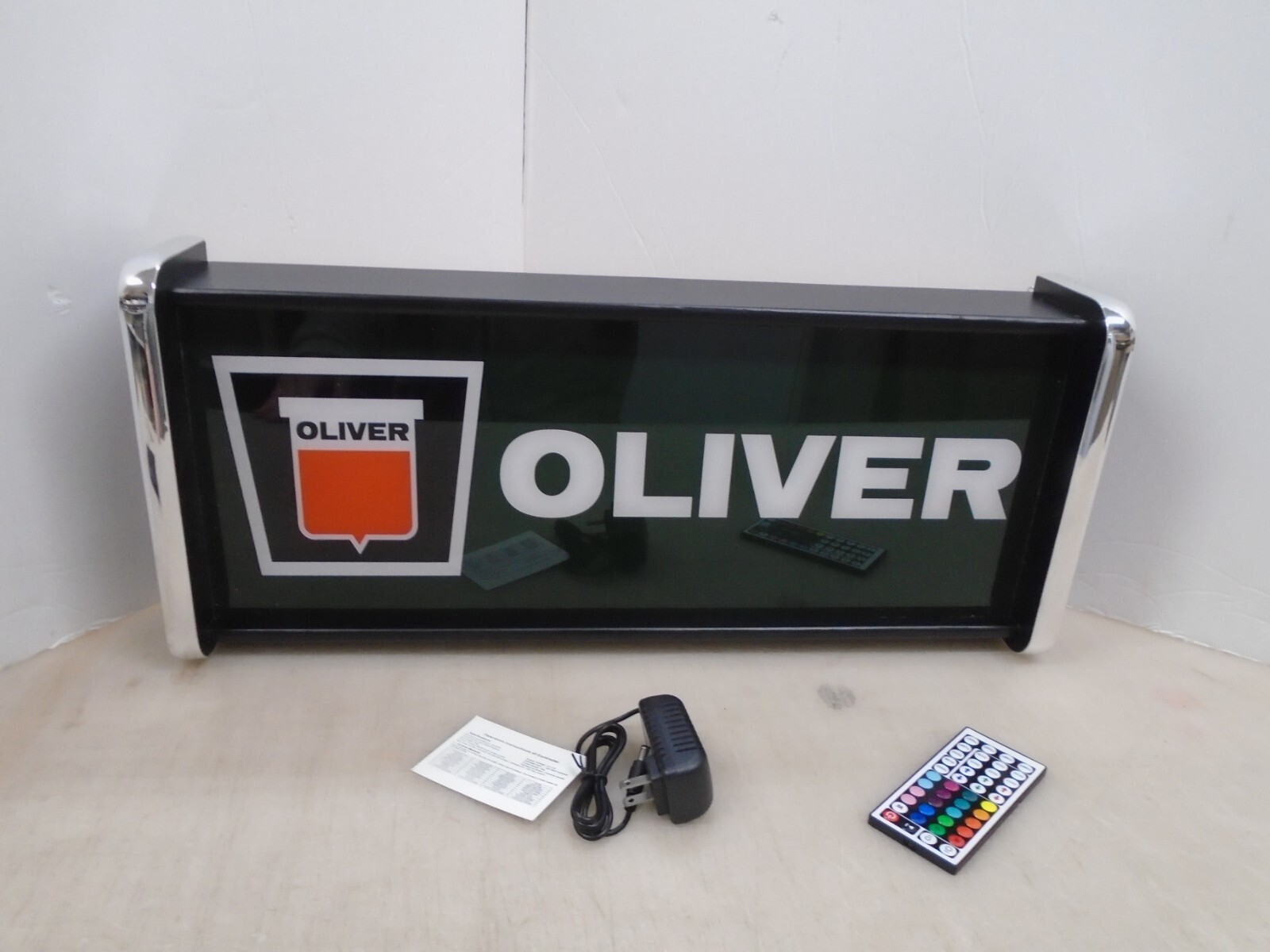 Oliver Green LED Display lighted sign lightbox Wall hanging Light Oliver Green LED Display lighted sign lightbox Wall hanging Light