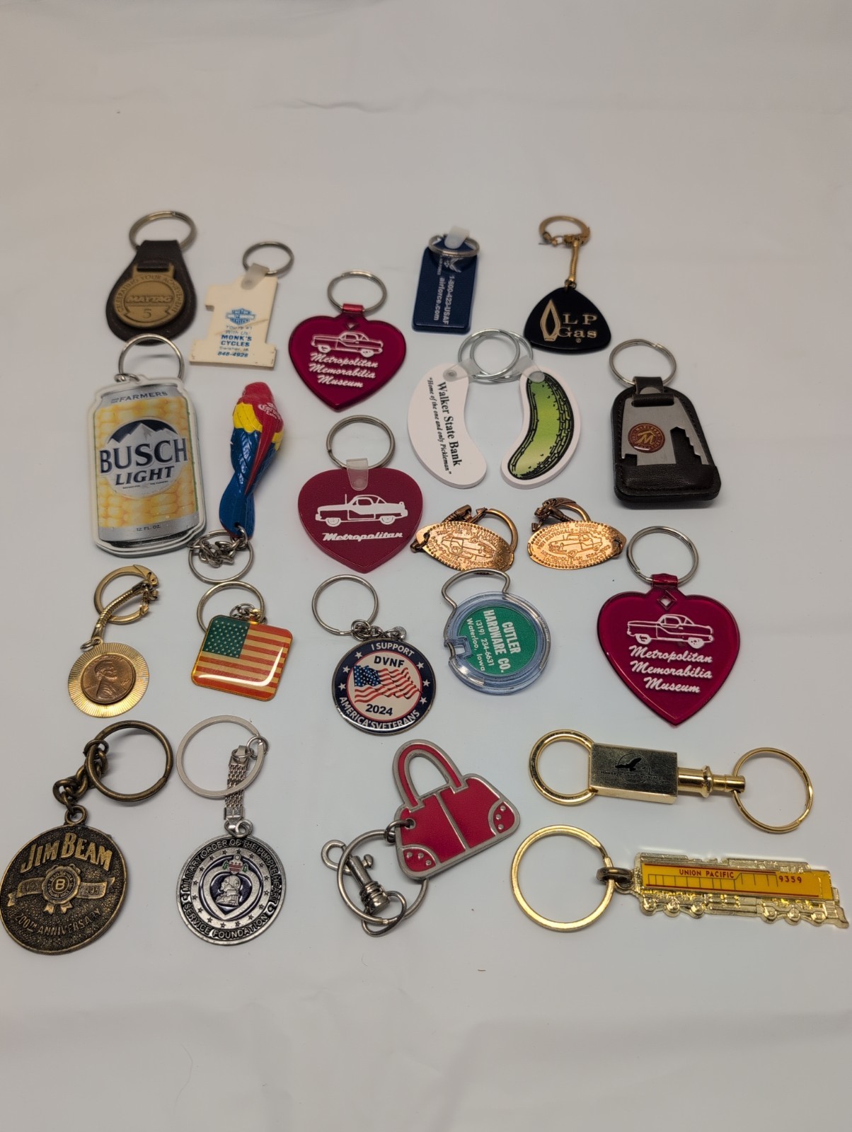 Vintage To Now Keychain Lot Of 23 Keychains-good Variety Advertising Vintage To Now Keychain Lot Of 23 Keychains-good Variety Advertising