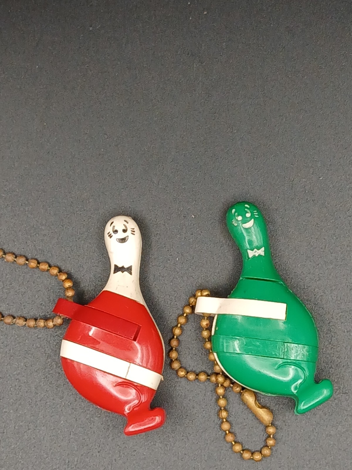 Vintage Schmoo Puzzle Keychain 1950s Al Capp Li'l Abner Comic Plastic SET OF 2