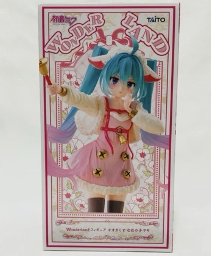 Hatsune Miku Wonderland Figure Wolf and Seven Young Goats TAITO New - US Seller Hatsune Miku Wonderland Figure Wolf and Seven Young Goats TAITO New - US Seller