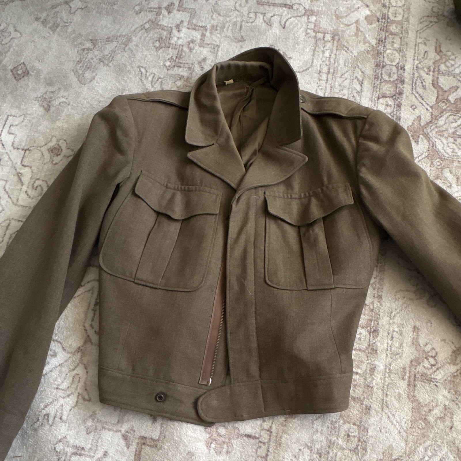 WWII US Army Original Olive Drab Wool Eisenhower Jacket  38R PLEASE READ DESC.