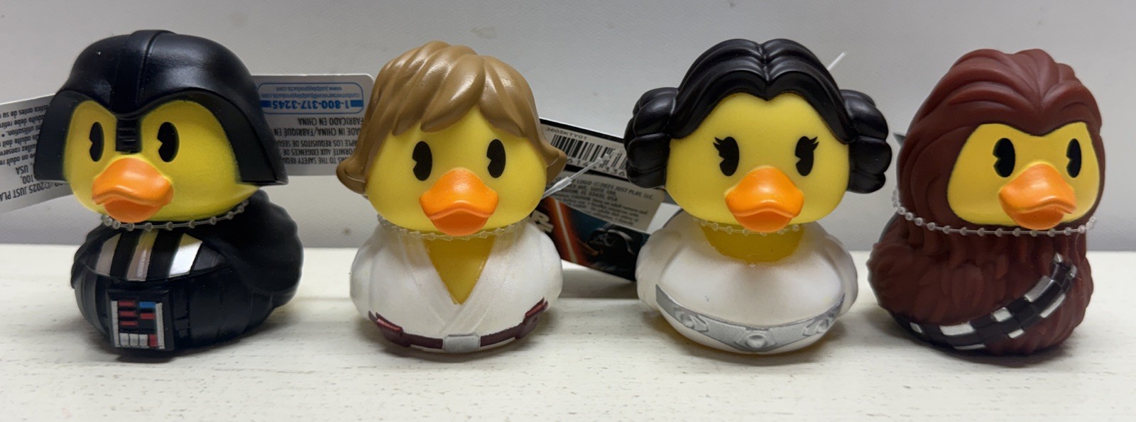 Disney Duckalooz Rubber Duck Lot of 4 STAR WARS SKYWALKER CHEWY VADER LEIA NEW