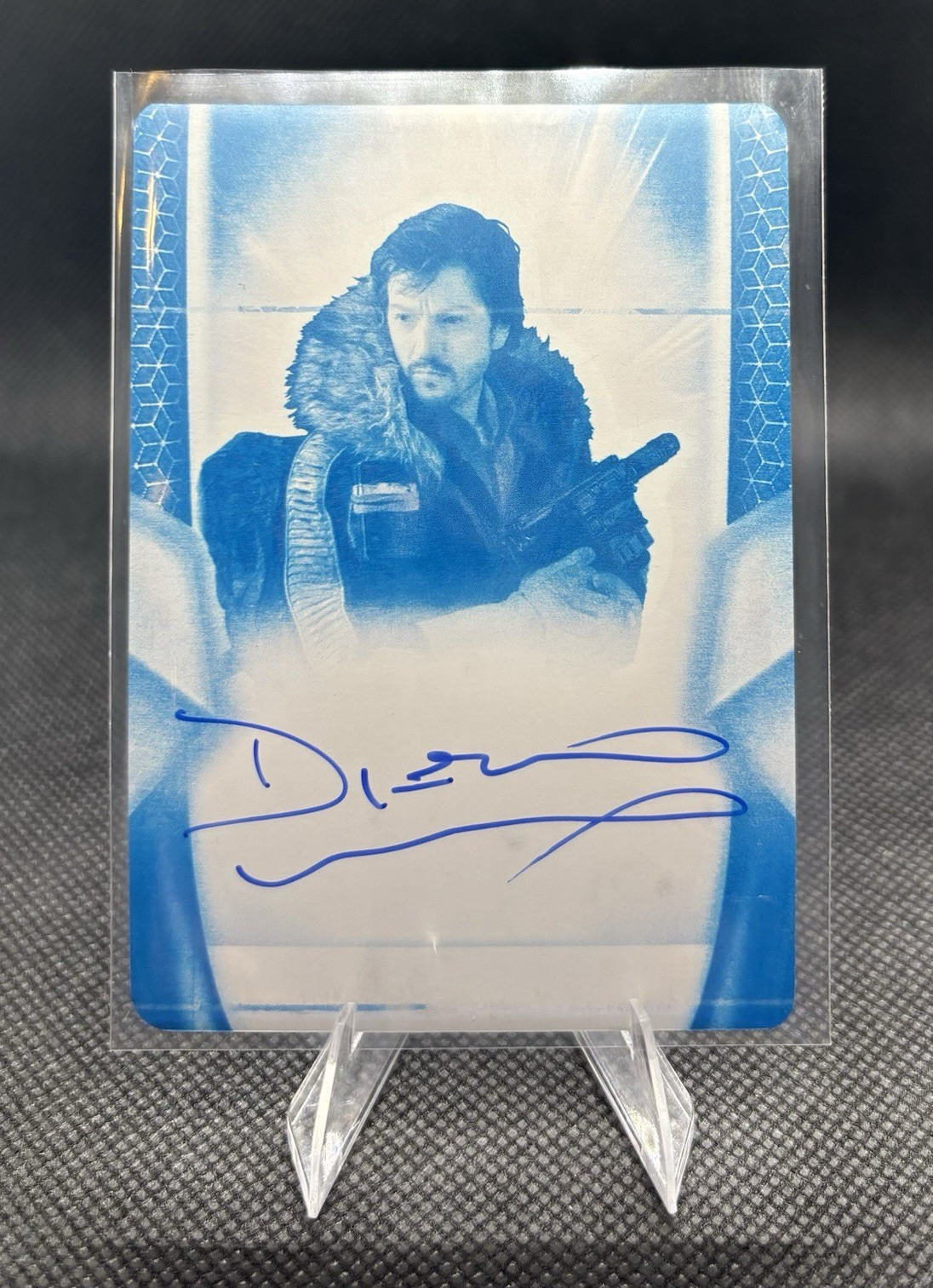 1/1 Topps Star Wars Masterwork 2025 Diego Luna Cassian Andor Auto printingplate 1/1 Topps Star Wars Masterwork 2025 Diego Luna Cassian Andor Auto printingplate