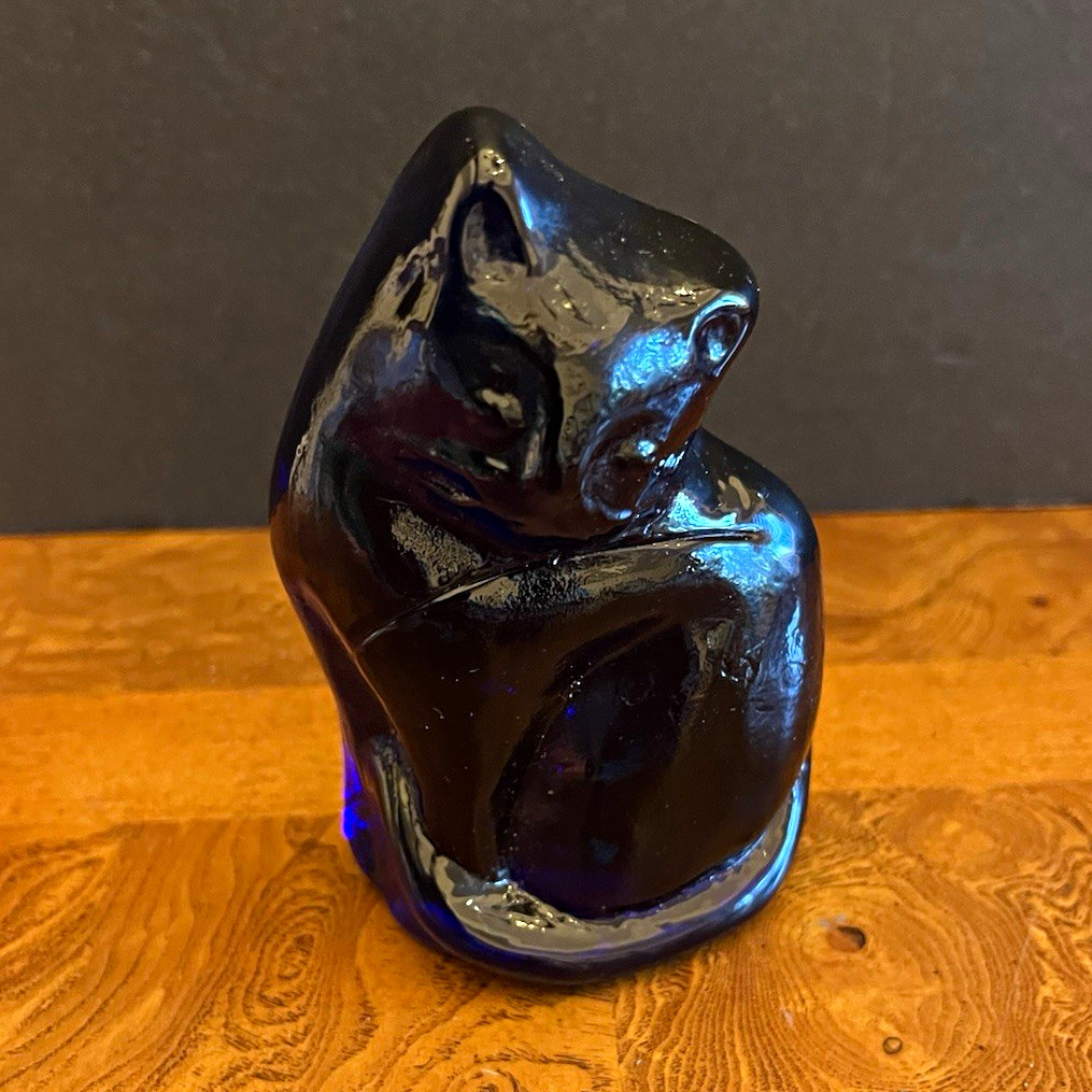 Blenko Art Glass Cat Figurine #6402P Cobalt Blue Critter Seated Curled STICKER