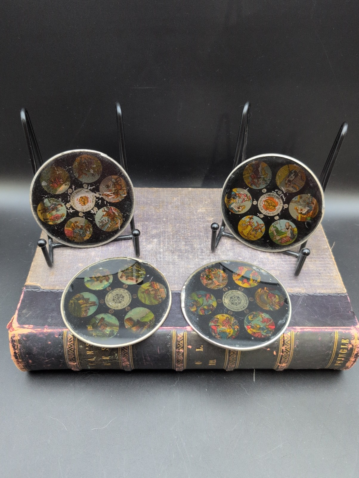 Set 4 Vtg Round 4\