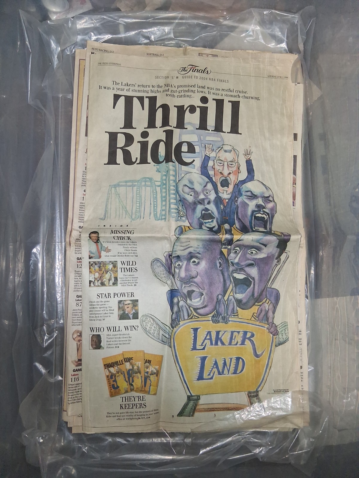 lot of 3 vintage Los Angeles Lakers newspaper featuring 2000 2004 era & One 1999 lot of 3 vintage Los Angeles Lakers newspaper featuring 2000 2004 era & One 1999