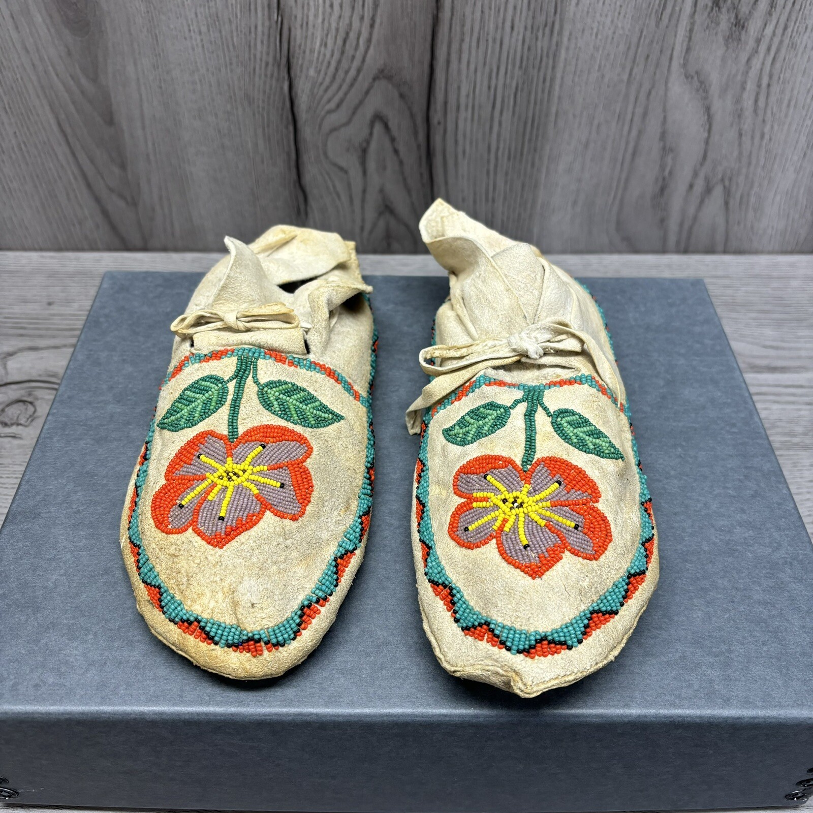 Antique Circa 1900 Northern Plains Beaded Moccasins Teal Orange Flower original Antique Circa 1900 Northern Plains Beaded Moccasins Teal Orange Flower original