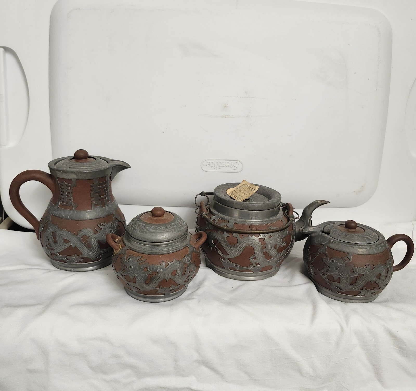 Antique Chinese Yixing red clay (zhusha) tea pot vessel  set Hsin Ho Ch\'eng Qing