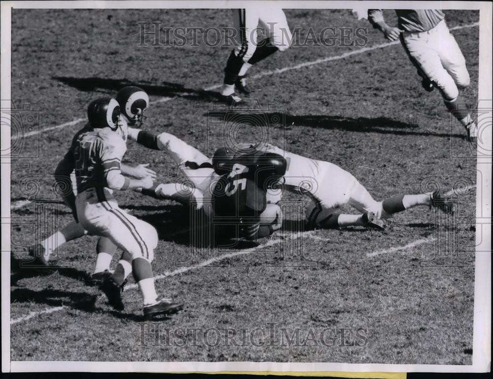 1957 Press Photo Bears bobby Watkins and Rams Alex Bravo 1957 Press Photo Bears bobby Watkins and Rams Alex Bravo