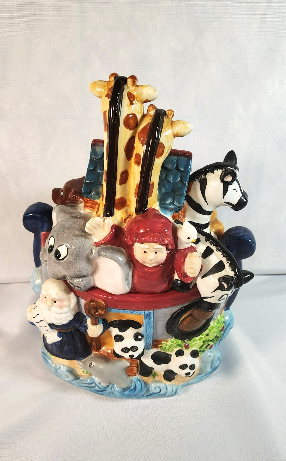 Vintage Noahs Ark Ceramic Cookie Jar hand-painted features 3D Animals Vintage Noahs Ark Ceramic Cookie Jar hand-painted features 3D Animals