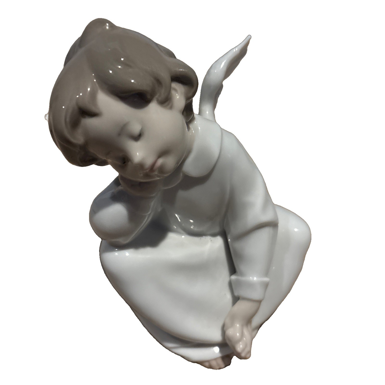Lladro “Angel Dreaming” Figurine #4961 Spain