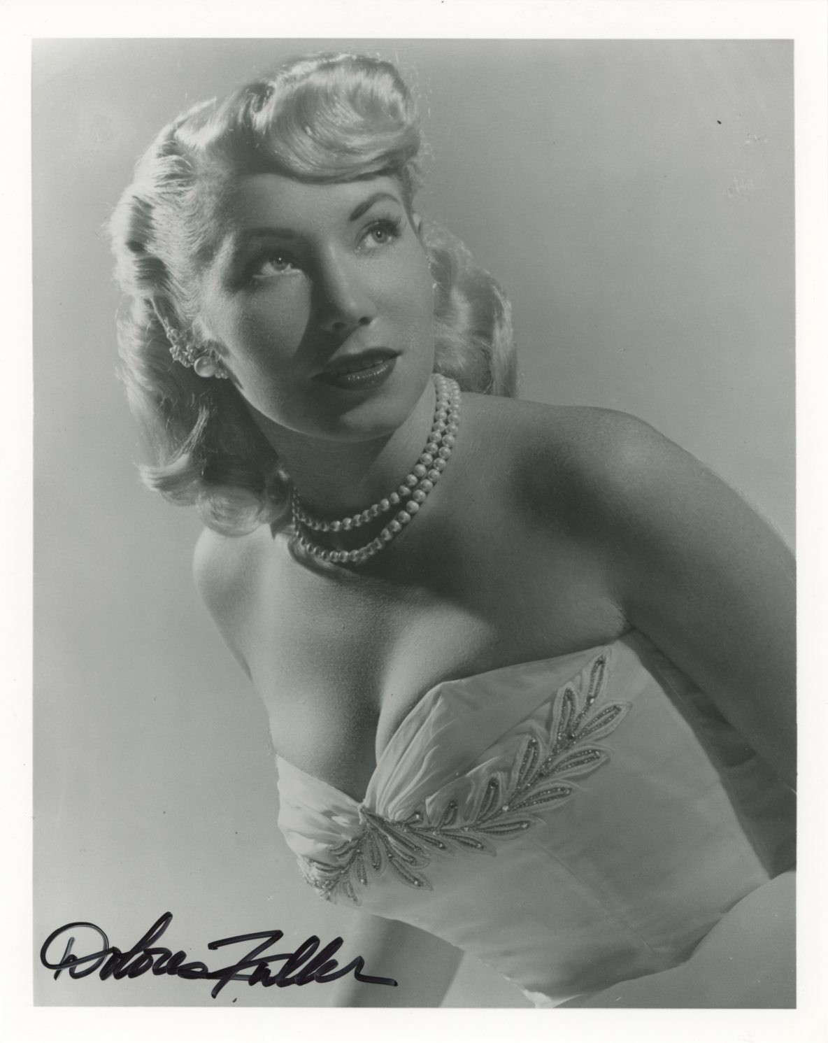 Dolores Fuller- Signed Vintage Photograph Dolores Fuller- Signed Vintage Photograph