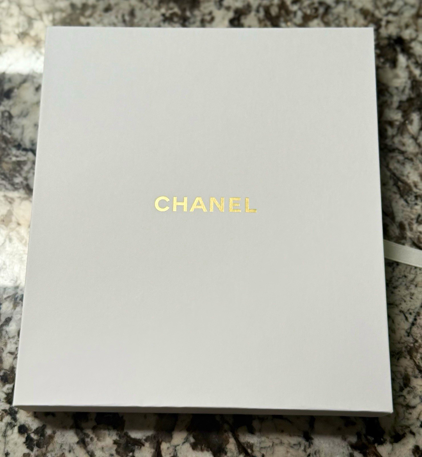 CHANEL Boutique Gift Stationery Set Gold Pen Embossed Cards Authentic