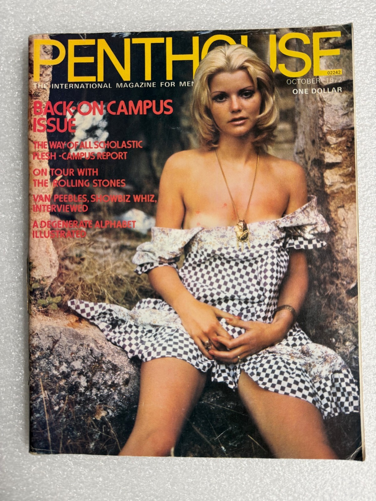 PENTHOUSE Magazine - October 1972