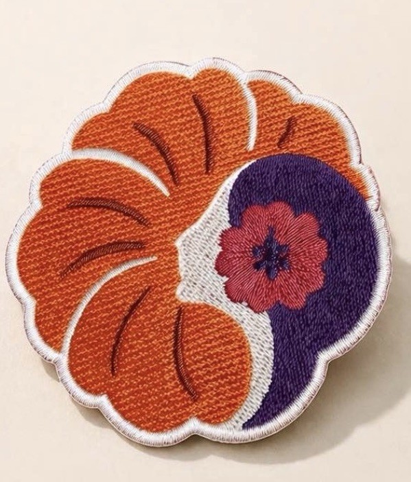 Hawaiian Airlines Vintage Logo Iron-on patch Hawaiian Airlines Vintage Logo Iron-on patch